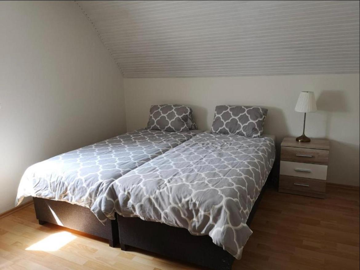 Quiet Room In Budapest Near Airport With Free Parking Eksteriør bilde